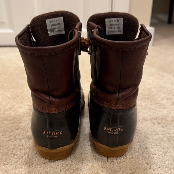 Sperry Women’s Saltwater Duck Boots - Picture 4 of 6